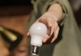 Inteligentne oświetlenie ścienne z cegieł soli: Innowacyjny sposób na aranżację wnętrza
